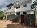 Nawala Koswatta School Lane Luxury House for Rent