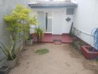 House in Nawala - Lease /Rent