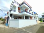 Near Bypass Road / Luxury House For Sale in Piliyandala