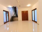 Near Colombo Rd New Luxury House for Sale Piliyandala