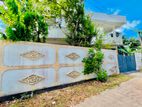 Near Loyala College Upstairs 4 Bed Rooms House For Sale Negombo