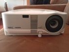 NEC Projector