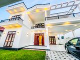 Negombo Super Luxury Brand New Solid House for Sale in Thimbirigaskatuwa