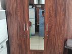 New 3 Door Melamine Cupboard With Mirror (Uuu17)