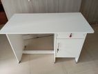 New 4*2 Ft White Office Table