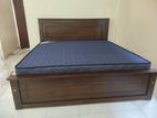 New 72x72 Teak 3.5 Leg Large Box Bed With Arpico Spring Mettress / 1233