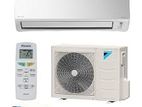 New DAIKIN Non Inverter (R32 Gas) Brand AC