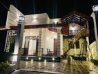 New House in Gampaha Bemmulla ගම්පහ බෙම්මුල්ල විගඩ පාරේ තනි මහල් නිවසක්