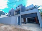 New luxury 02 Story House in Hokandara H1694