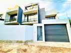 New Luxury 2 Storey House for Sale in Thalawathugoda