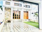New Luxury 6P House For Sale in Kolonnawa - EH110