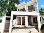 New Luxury House for Sale in Athurugiriya