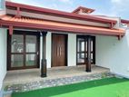 New luxury house for sale in Bandaragama-Gammanpila