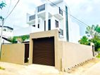 New Luxury House For Sale In Boralesgamuwa