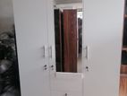 New Melamine White Colour 6*4 Ft Wardrobe 3 Door Cupboard large