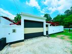 New Solid Modern 1 Story House Piliyandala