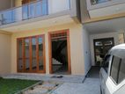 New two story house for rent in ratmalana sirimal uyana