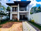 Newly Build 1.5 Use House For Sale Athurugiriya