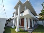 Newly Build Luxury 3 Storey House for Sale in Jayaliyagama