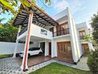 Newly Build Luxury 3 Storey House for Sale in Piliyandala