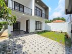 Newly Build Luxury Three Story House For Sale Makumbura