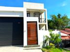 Newly Built 3-Bedroom Home in Athurugiriya