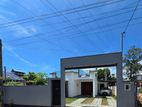 Newly Built House for Rent in Thalawathugoda