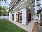 Newly Built House for Sale Athurugiriya