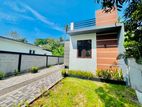 Newly Condition Katuwapitiya 3 Bed Rooms House for Sale In Negombo Area