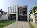 Newly house for sale in athurugiriya