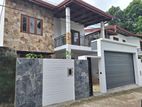 Newly Modern House for Sale in Thalawathugoda