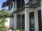 newly renovated 3 storey house rent in Kesbewa