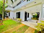 Nice Designs 5 BR Roof Top With Upstairs House For Sale In Negombo Area