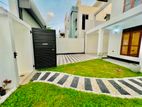Nice Upstairs 4 Bed Rooms Quality House For Sale In Negombo Area