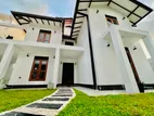 Nice upstairs newly condition house for sale in Negombo
