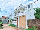 නිදන කාමර 4ක නිවස විකිණීමට Piliyandala Halpita