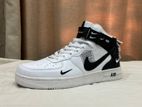 Nike Air Force 1 MID '07 LV8