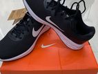 Nike Men Revolution 6 Shoes