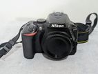 Nikon D5600 DSLR Camera