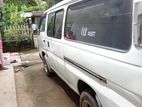 Nissan Caravan 1990