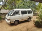 Nissan Vanette 1986