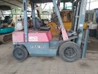 Nissan 2 Ton Fork Lift