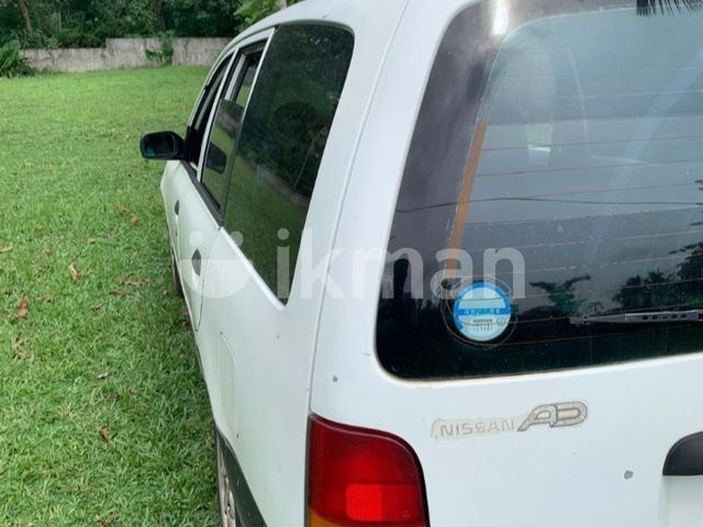 Nissan Ad Wagon 1992 photo 3