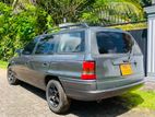 Nissan AD Wagon Opel Astra 1992
