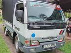 Nissan Atlas 2002