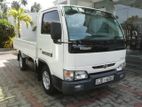 Nissan Atlas TD27 2001