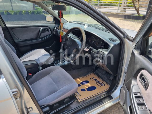 Nissan Bluebird 1996 photo 5