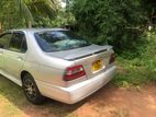 Nissan Bluebird 1997