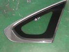 Nissan Bluebird G11 Quater Glass