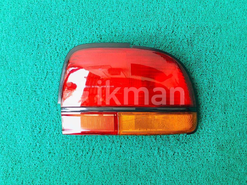 Nissan Bluebird U13 Tail Light for Sale in Maharagama ikman